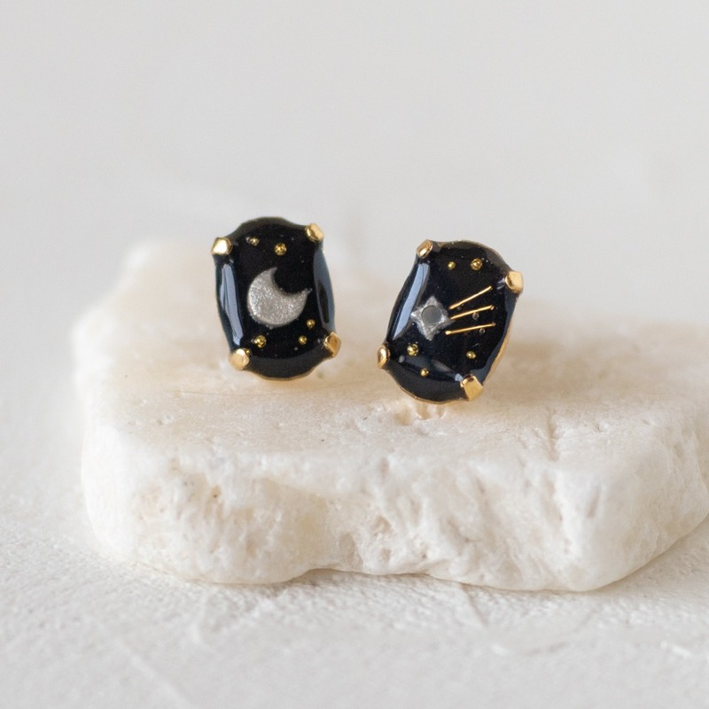 月モチーフ アクセサリー 石座ピアス