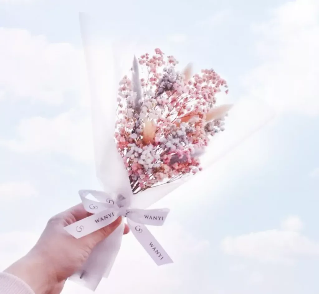 棉花糖滿天星花束(按上圖訂購)