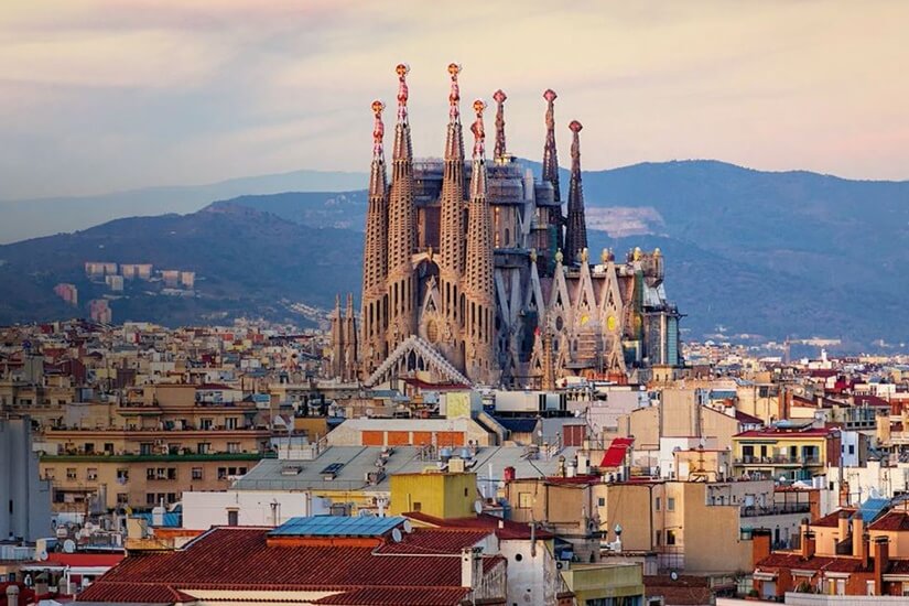 西班牙巴塞隆拿:Esquerra de l’Eixample 社區充滿活力與熱情