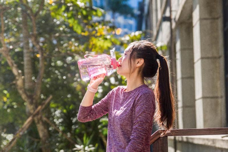 健身多喝水