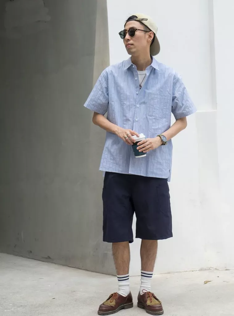 條紋襯衫